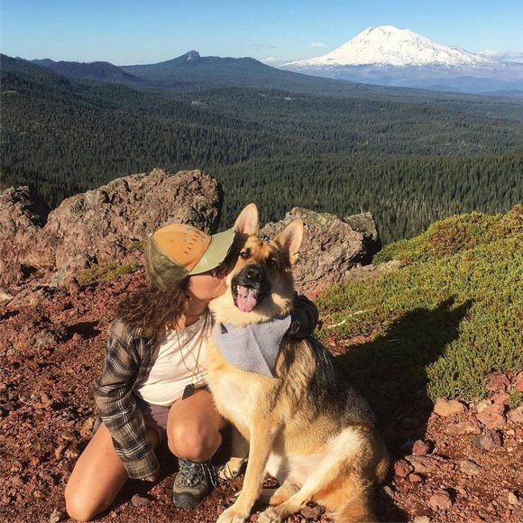 Meet your posher - Picture 3 of 7